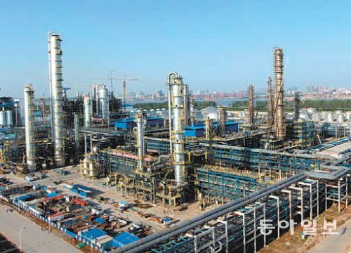 최근 완공된 중국 후베이 성 우한 시의 SK-시노펙 합작 공장. SK이노베이션 제공