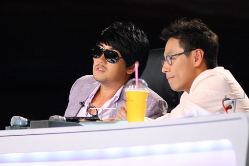 가수 이승철-윤종신(오른쪽). 스포츠동아DB