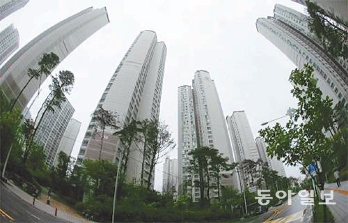 전세금 비율이 높은 서울 송파구 신천동 ‘잠실 파크리오’.