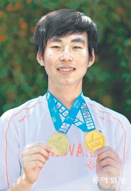 2013 소피아농아인올림픽 남자 권총 2관왕에 오른 김기현. 대한장애인체육회 제공