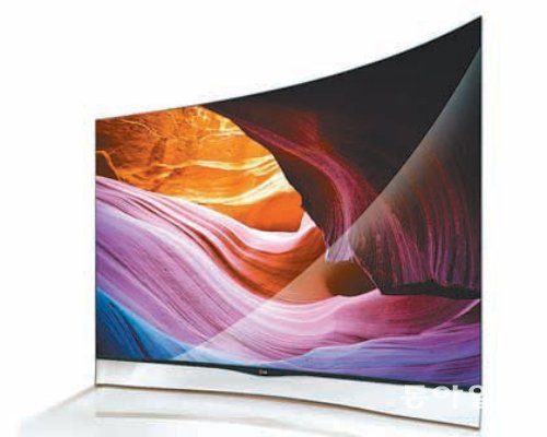 풀HD TV보다 해상도를 4배 이상 높인 LG전자의 곡면 유기발광다이오드(OLED) TV.
