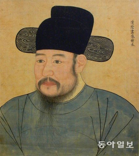 한음 이덕형이 30대 시절인 1590년대에 궁중화원 이신흠이 그렸다고 알려진 초상화의 모본. 한국역사문화연구원 제공