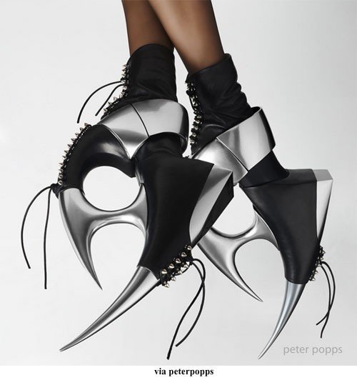 출처= 커뮤니티 게시판