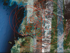 군사정보회사 IHS제인스의 션 오코너가 분석한 평양 인근의 지대공미사일(SAM) 방어체계 구성도. 방공 미사일의 종류별 방어권역(붉은색, 푸른색 원)이 몇 겹에 걸쳐 평양과 주변 지역에 깔려 있다.