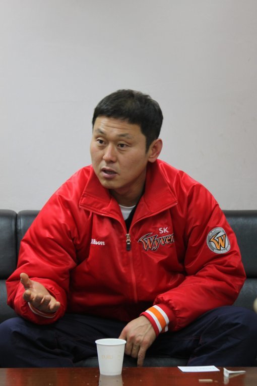 SK 박경완이 은퇴를 선언했다. 사진=동아일보DB
