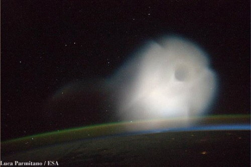 사진=온라인 커뮤니티 캡쳐, ESA