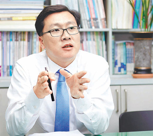 임성호 하늘교육중앙학원 대표.