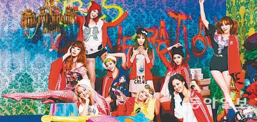 1월 발표한 ‘아이 갓 어 보이’로 세계의 주목을 받은 여성그룹 소녀시대. SM엔터테인먼트 제공