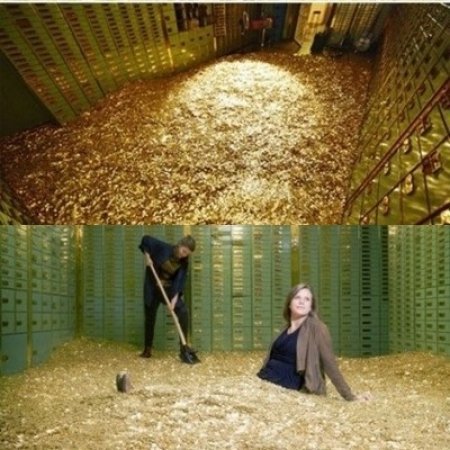 돈 속에서 수영 사진출처=온라인 커뮤니티