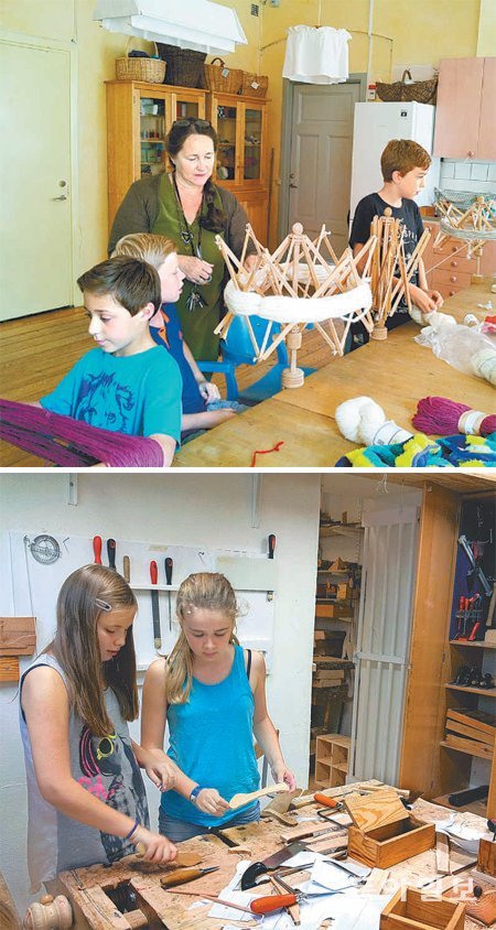 스웨덴 성평등은 교육에서부터 이뤄지고 있었다. 스웨덴의 한 중학교 교실 모습. 남자아이들이 뜨개질을 배우고 여자아이들이 공구를 다루는 기술을 배운다. 이성민 씨 제공