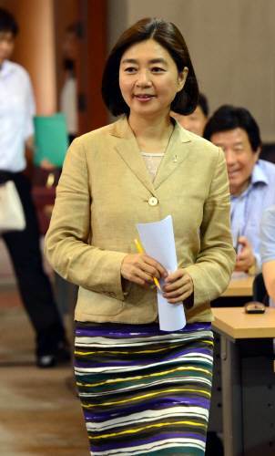 김행 청와대 대변인, 동아 DB