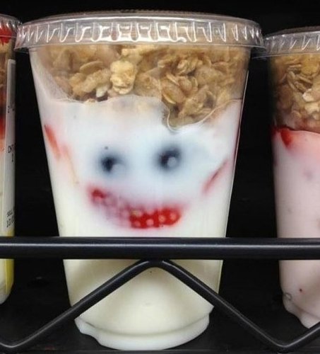 출처= 커뮤니티 게시판