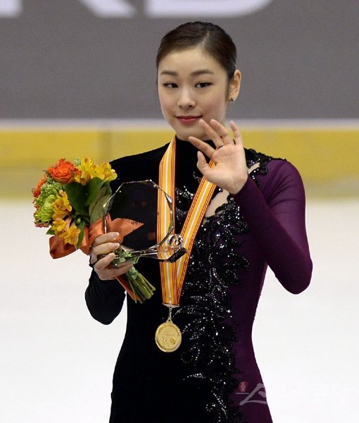 ‘피겨여왕’ 김연아에게 2010밴쿠버올림픽이 ‘영광스러운 대관식’이었다면, 은퇴경기인 2014소치올림픽은 ‘위대한 퇴임식’이 목표다. 5일 경기도 고양 어울림누리 아이스링크에서 열린 ‘제68회 전국남녀피겨선수권대회’에서 우승한 김연아. 스포츠동아DB