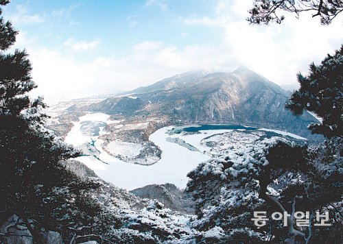 충북]괴산 '산막이 옛길' 작년 140만명이 찾았다｜동아일보