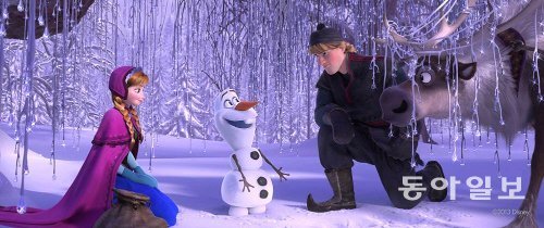 미국에서는 지난해 11월 말 개봉한 ‘겨울왕국’은 현재까지 2억 달러(약 2133억 원)의 수입을 거두며 디즈니 사상 최고 흥행작에 등극했다. 디즈니 제공