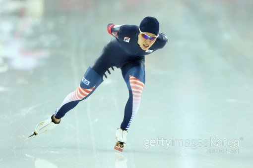김철민이 8일(한국시간) 러시아 소치 아들레르 아레나에서 열린 2014 소치 동계올림픽 스피드스케이팅 남자 5000m에서 역주하고 있다. 사진=GettyImages/멀티비츠