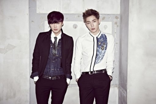 (사진=이천원 데뷔 화보/레브엔터테인먼트)