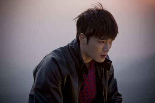 ‘트라이앵글’ 김재중