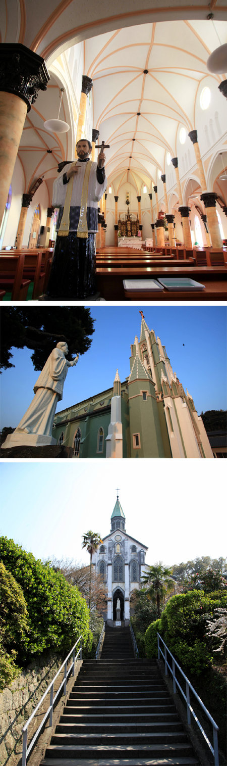 1550년 예수회의 자비에르 신부가 일본 최초로 천주교를 전파한 것을 기념해 그 현장인 히라도 섬에 1931년 바로크 풍으로 건축한 자비에르 기념성당 내부(위)와 외부(가운데). 아래는 예수회가 1864년에 지어 26위의 일본천주교 순교성인에게 봉헌한 오우라천주당.