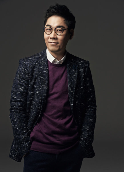 정형화한 발라드곡만 부르던 김연우가 28일 발표하는 신곡 ‘무브’를 통해 변신을 시작한다. “음악과 마음이 움직였다”는 뜻에서 ‘무브’로 지었다. 사진제공｜미스틱89