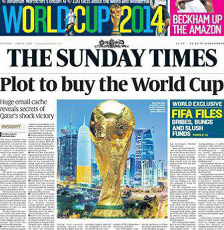 英언론 “유치대가 51억원 뇌물” 폭로 국제축구연맹(FIFA) 뇌물 스캔들을 ‘월드컵 매수 음모’라는 제목의 머리기사로 폭로한 영국 선데이타임스 1일자 프런트면.