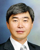 유창조동국대 교수