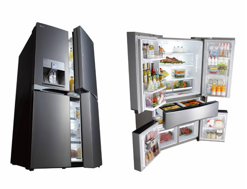 얼음정수기와 냉장고를 합친 ‘얼음정수기 냉장고’(왼쪽)와 김치냉장고와 일반 냉장고를 결합한 ‘프리스타일 냉장고’. LG전자 제공