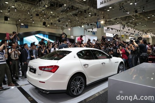 사진=2014 부산국제모터쇼에서 공개된 마세라티 기블리