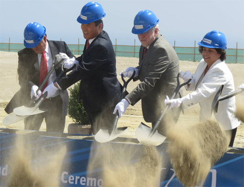 한국남부발전은 28일(현지 시간) 칠레 안토파가스타 주에서 이상호 사장(왼쪽에서 두 번째) 등이 참석한 가운데 ‘켈라르 가스복합발전소’ 착공식을 가졌다. 한국남부발전 제공