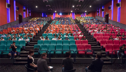 7월 18일 서울 강남구 봉은사로 메가박스 코엑스점 돌비 애트모스 전용 상영관인 ‘M2’관에서 열린 영화 ‘군도’ 시사회 현장. 돌비코리아는 이날 행사를 주최하면서 돌비 애트모스 기술도 소개했다. 돌비코리아 제공