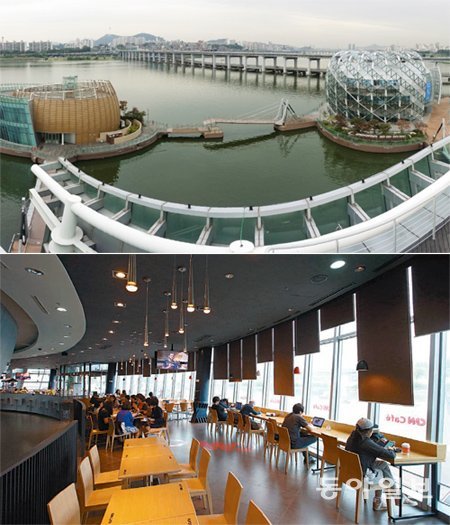 가빛섬 옥상정원에서 바라본 솔빛섬과 채빛섬의 모습(위 사진). 가빛섬 1층 카페 내 모습(아래 사진). 서울 서초구 반포한강공원 둔치의 복합문화공간 세빛섬은 가빛섬·솔빛섬·채빛섬 3개의 인공 섬과 미디어아트 갤러리 예빛섬으로 구성돼 있다. 양회성 기자 yohan@donga.com