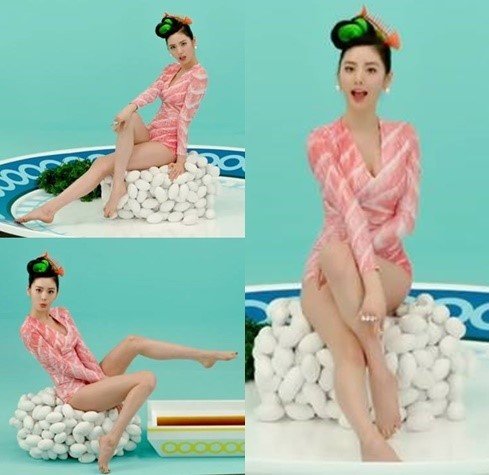 ‘룸메이트’ 나나. 사진 = 까탈레나 뮤직비디오 화면 촬영