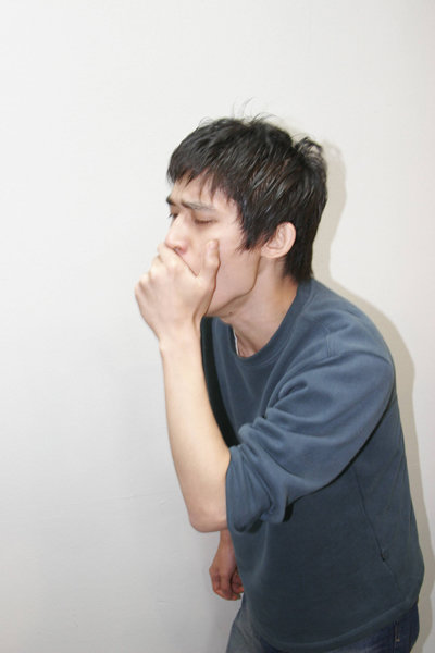 대부분의 사람들은 기침을 감기의 전조 정도로 대수롭지 않게 여긴다. 하지만 의료전문가들은 약을 먹어도 차도가 없이 마른기침이 3∼4주 이상 지속된다면 역류성 식도염을 의심해봐야 한다고 조언한다. 스포츠동아DB