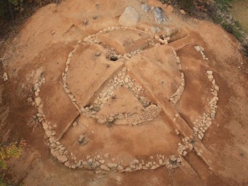 양평 신라 돌방무덤 발견