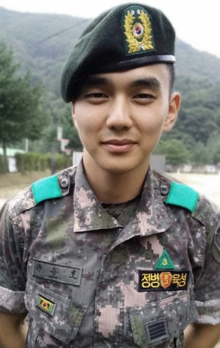 유승호 전역
 사진= 산엔터테인먼트