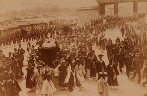 '한국 근대사 희귀 사진 공개'