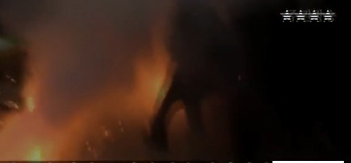 화염에 휩싸인 신은미 토크 콘서트 현장