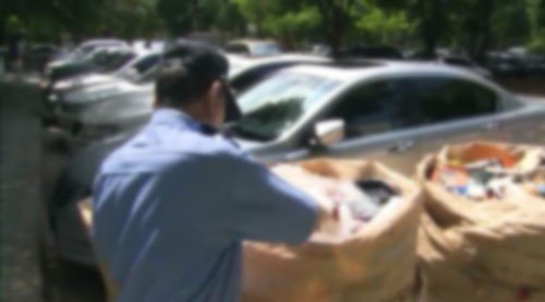 아파트 입주민이 경비원 폭행. 출처= 방송 갈무리