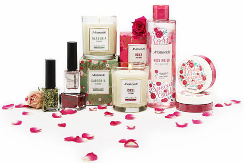 ‘마몽드’의 ‘로즈 홀리데이 컬렉션’. 아모레퍼시픽 제공