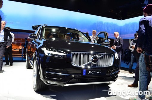 사진=지난 2014 파리모터쇼에서 공개된 볼보 XC90