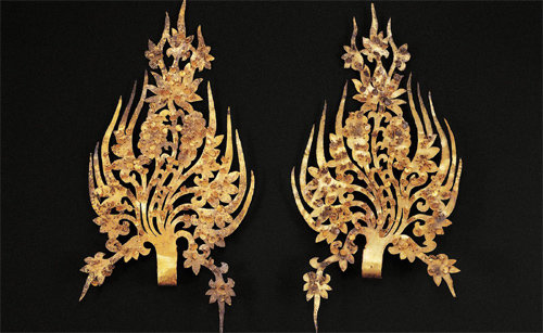 1971년 무령왕릉에서 출토된 금으로 만든 왕관꾸미개(장식). 국립공주박물관 제공