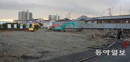 오사카 부 모리구치 시에 있던 중소기업 메이세이 금속공업소는 엔화 약세 여파로 2013년 파산했다. 본사 주소지를 찾아본 결과 기업 건물이 흔적도 없이 사라졌다. 모리구치=박형준 특파원 lovesong@donga.com