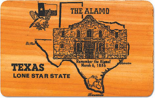 미국 텍사스 주의 앨러모 요새에서 구입한 얇은 나무판의 그림엽서. 론스타(Lone Star) 아래 ‘텍사스, 외로운 별의 주’라고 쓰여 있다. ‘앨러모를 기억하라’는 미국인에게 애국심을 고취시킬 때마다 등장하는 상징적인 문구다.