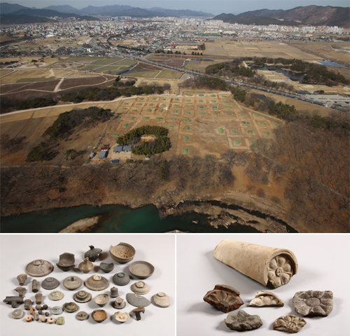 국립경주문화재연구소가 18일 공개한 경주 월성 시굴 현장. 이곳에서는 삼국시대와 통일신라 시기에 해당하는 토기와 고배, 벼루, 뚜껑, 기와 등이 한꺼번에 쏟아져 나왔다.