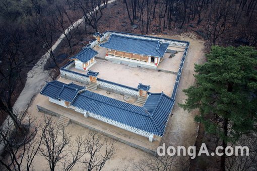 복원된 서울 정릉 재실 전경(출처= 문화재청 제공)