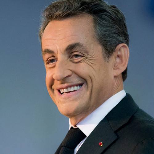 ??? ???? (??= Nicolas Sarkozy facebook)