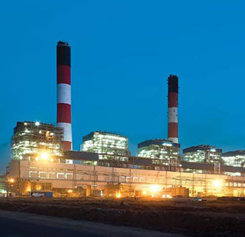 두산중공업이 2007년 당시 세계 최대인 800MW(메가와트) 5기 규모로 수주해 2013년에 완공한 인도 문드라 석탄화력발전소 전경. 두산 제공