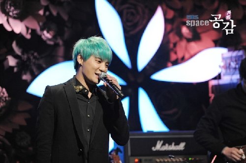 김준수 눈물. 사진 = EBS