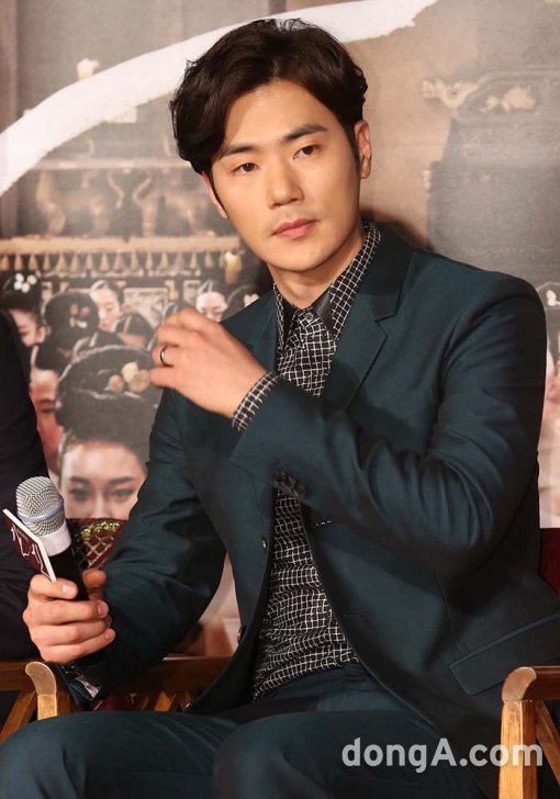 간신 김강우. 사진 = 동아DB