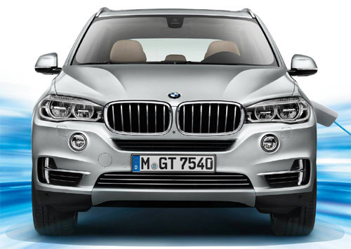 BMW가 선보인 외부 충전식 하이브리드(PHEV)인 ‘X5 xDrive40e’.
